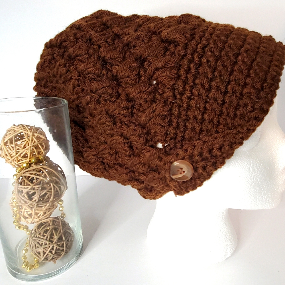 Brown slouchy hat crochet 🧶🤎